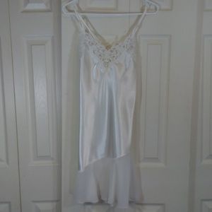 Enchanting White Satin Asymetrical Hem Night Gown